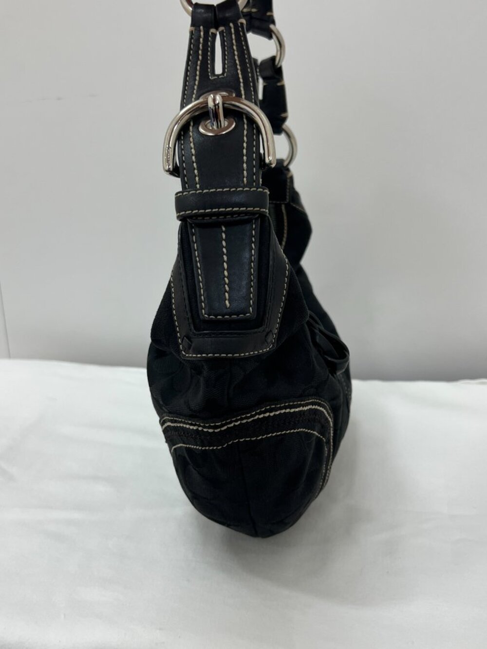 Coach Black Hobo Crescent Shoulder Bag in Style 10600 - Picture 2 of 16